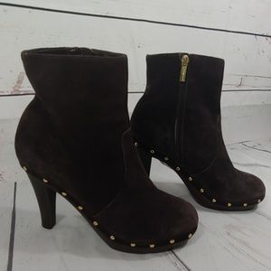 Colin Stuart size 8 heeled booties
